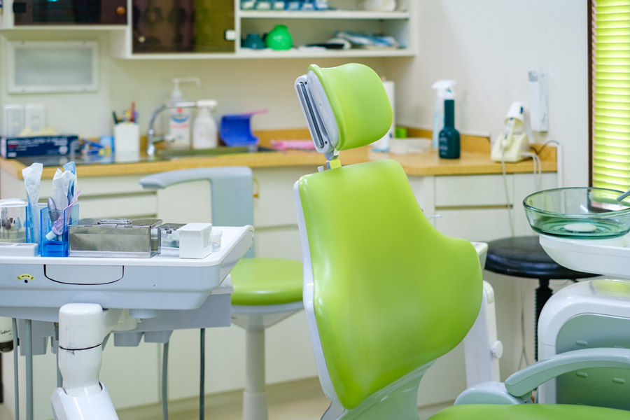 Pick up 症例によっては外部の歯科医師を紹介できる安心の治療体制